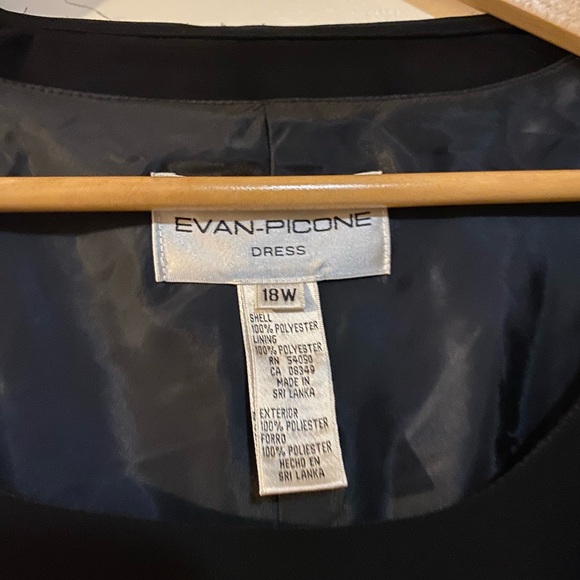 Evan-Picone black evening maxi dress - Picture 5 of 7